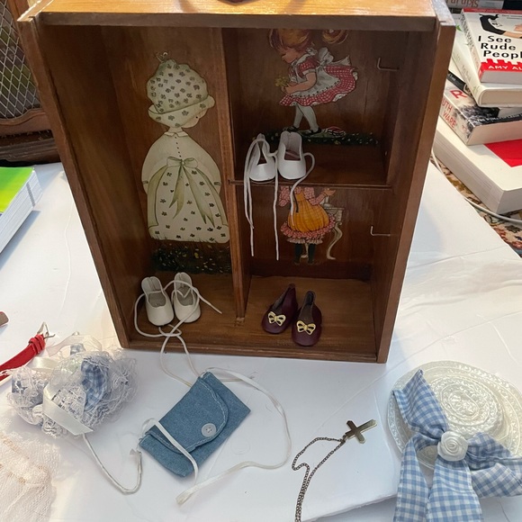 Two Victorian Beauty 8" Porcelain Doll NIB  Vintage Collectible And Accessories - Picture 9 of 11